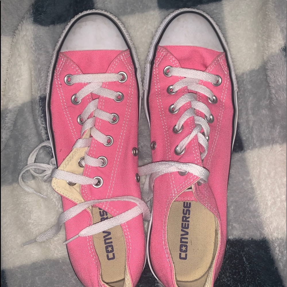 Pink converse: worn 1 time for an event!